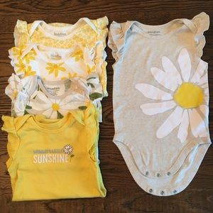 Spring Flutter sleeve onesie 5pc bundle 18-24m